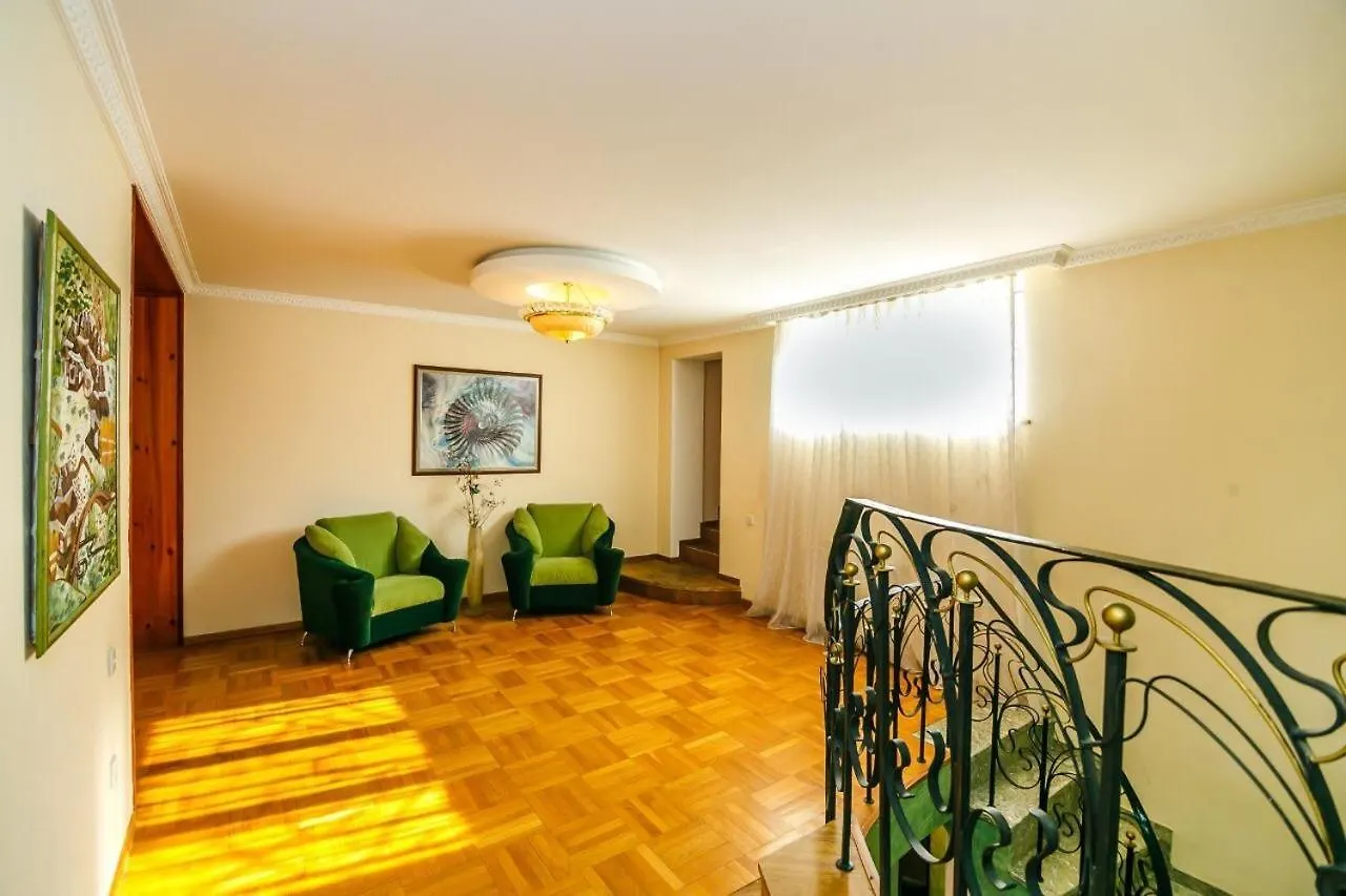 Apartment On Mcdonald'S Baku Azerbaijan